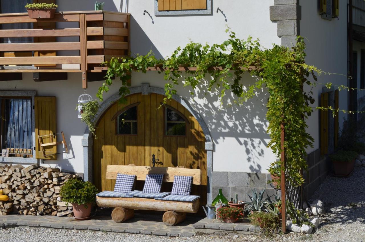Ca Ulivi Bed & Breakfast Ала Екстериор снимка
