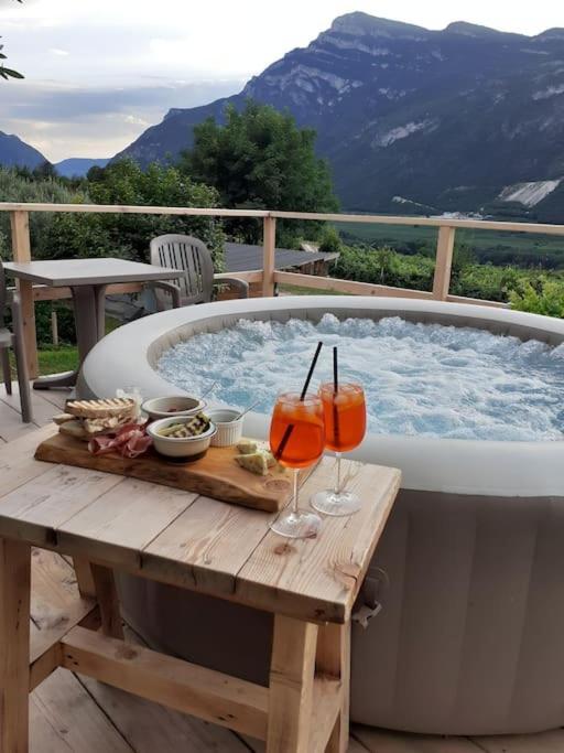 Ca Ulivi Bed & Breakfast Ала Екстериор снимка